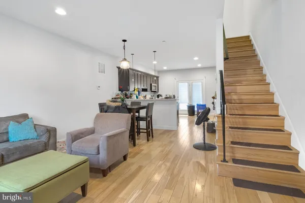 $2,595 | 2629 Cedar Street, Philadelphia, PA 19125