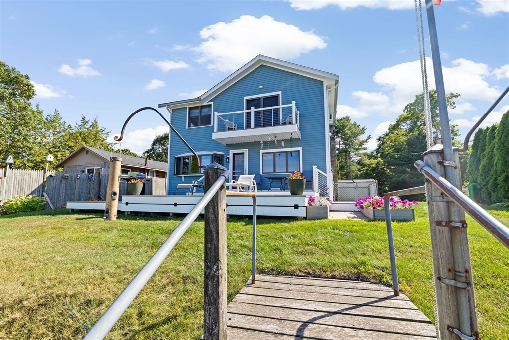 28 Arlington Road Wareham, MA 02571 - Photo 13 of 42