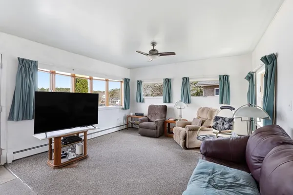 $825,000 | 28 Arlington Road, Wareham, MA 02571