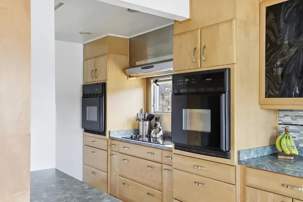 $825,000 | 28 Arlington Road, Wareham, MA 02571