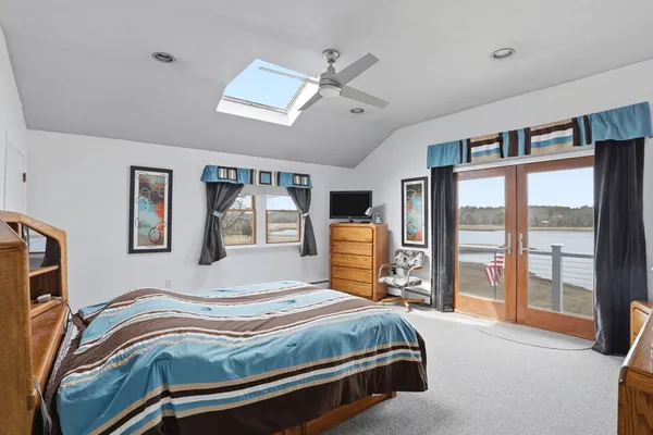 $825,000 | 28 Arlington Road, Wareham, MA 02571