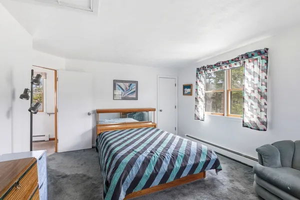 $825,000 | 28 Arlington Road, Wareham, MA 02571