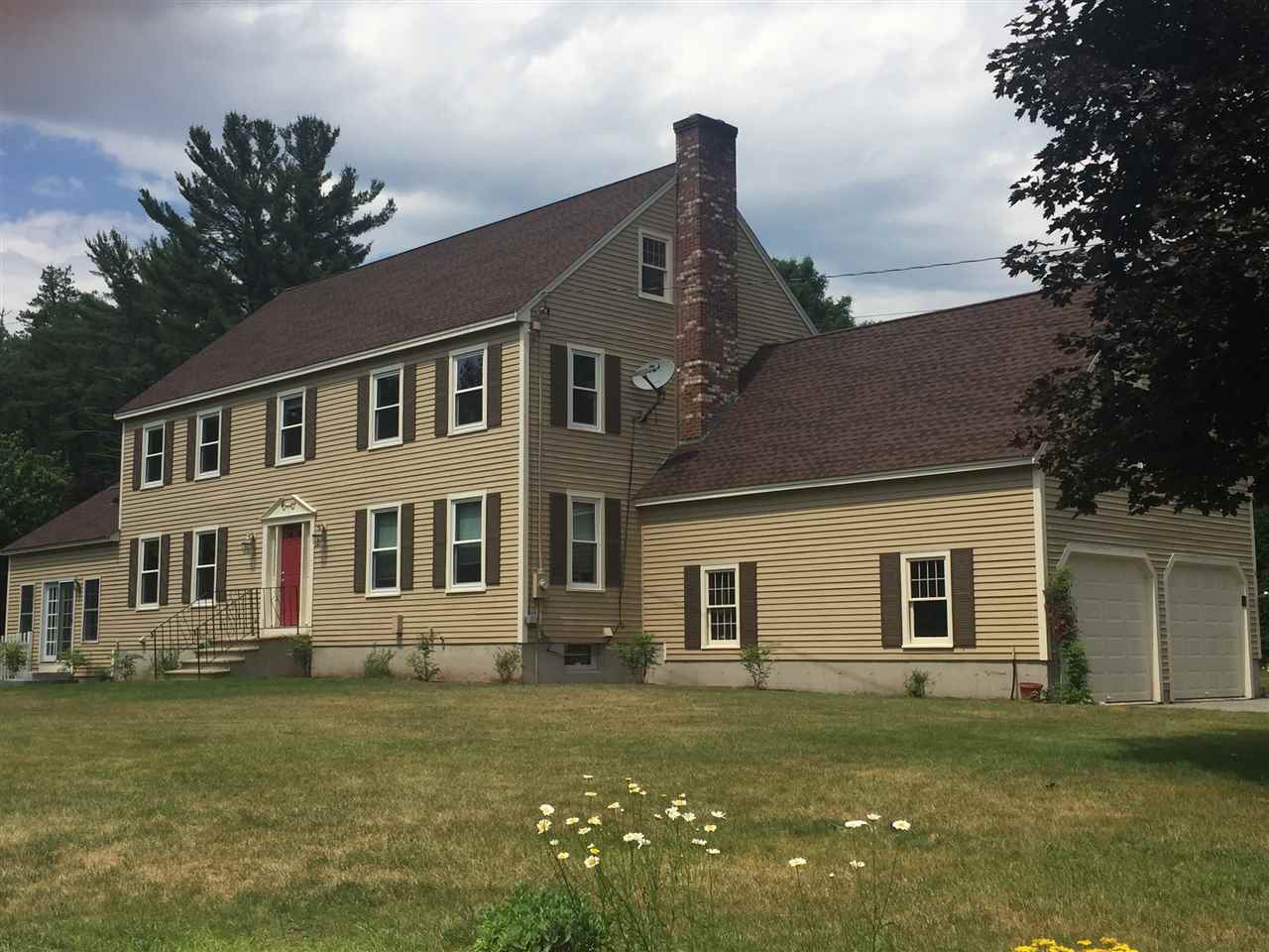 105 Kendall Pond Road Windham, NH 03087 - Photo 4 of 39