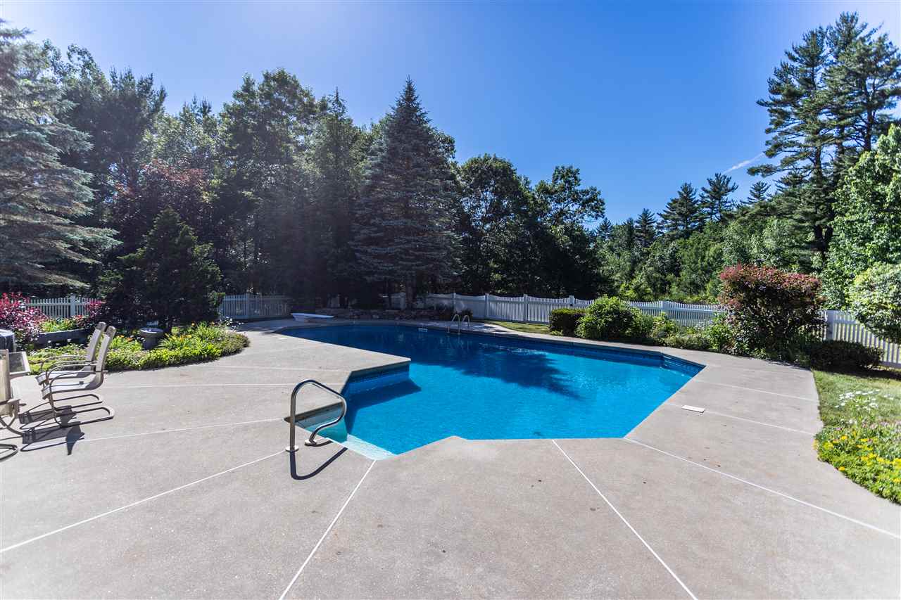 105 Kendall Pond Road Windham, NH 03087 - Photo 33 of 39