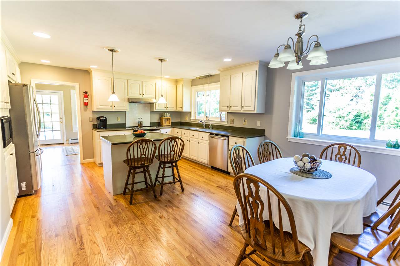 105 Kendall Pond Road Windham, NH 03087 - Photo 8 of 39
