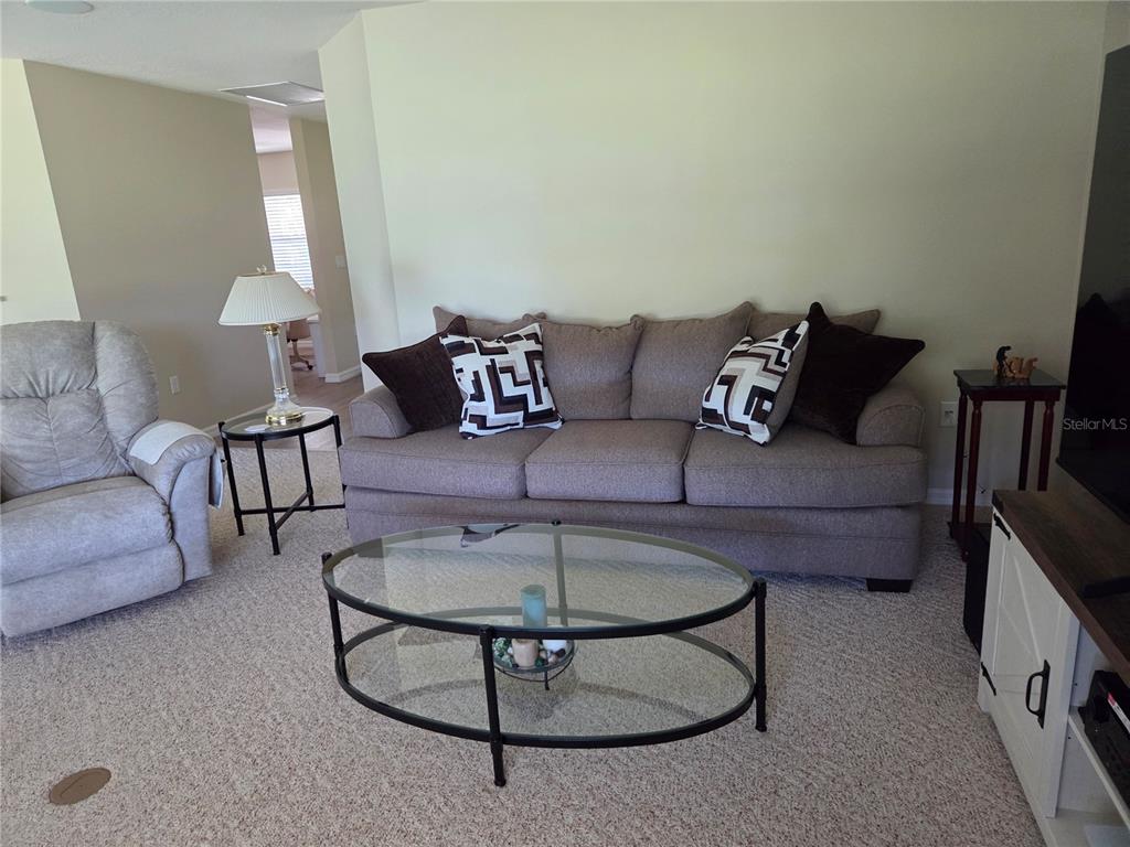 9827 Southwest 96th Street Ocala, FL 34481 - Photo 4 of 24