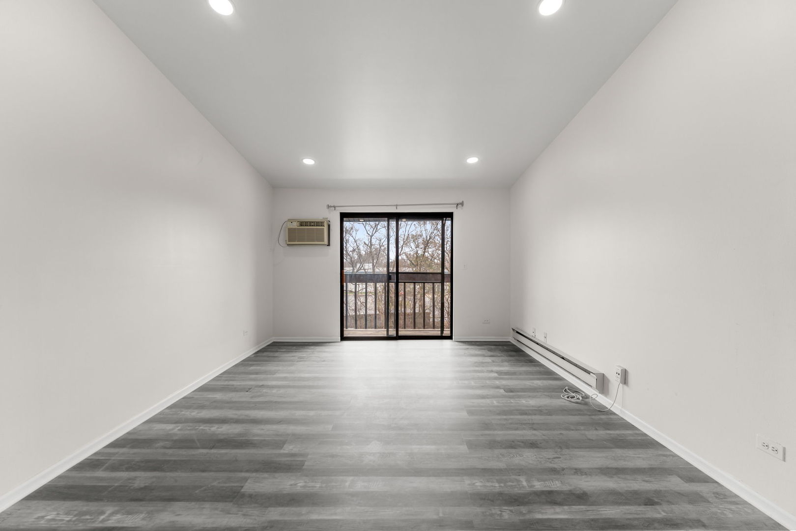 651 North Virginia Road, Unit 328 Crystal Lake, IL 60014 - Photo 8 of 22 Gallery Image 8