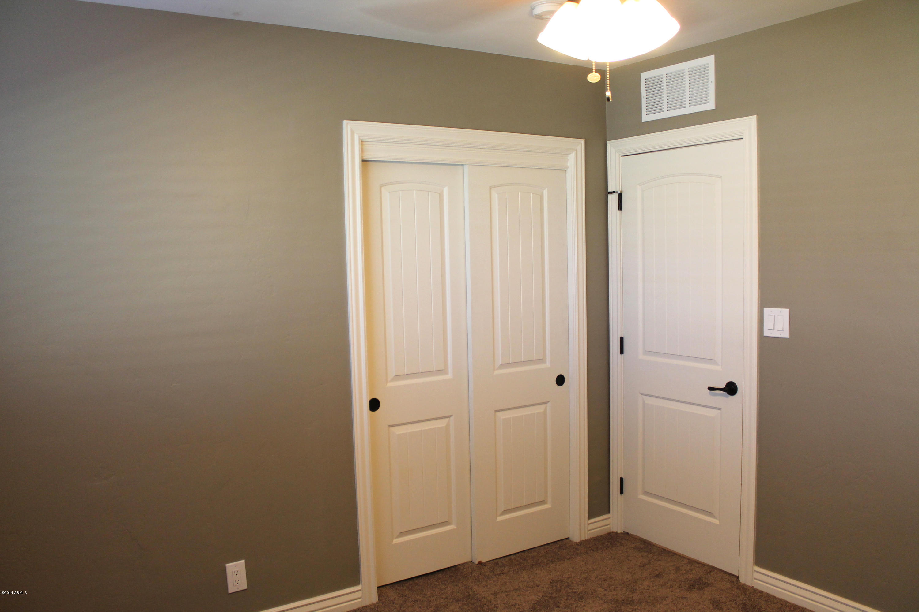 3701 East Coronado Road Phoenix, AZ 85008 - Photo 14 of 25 IMG_1084