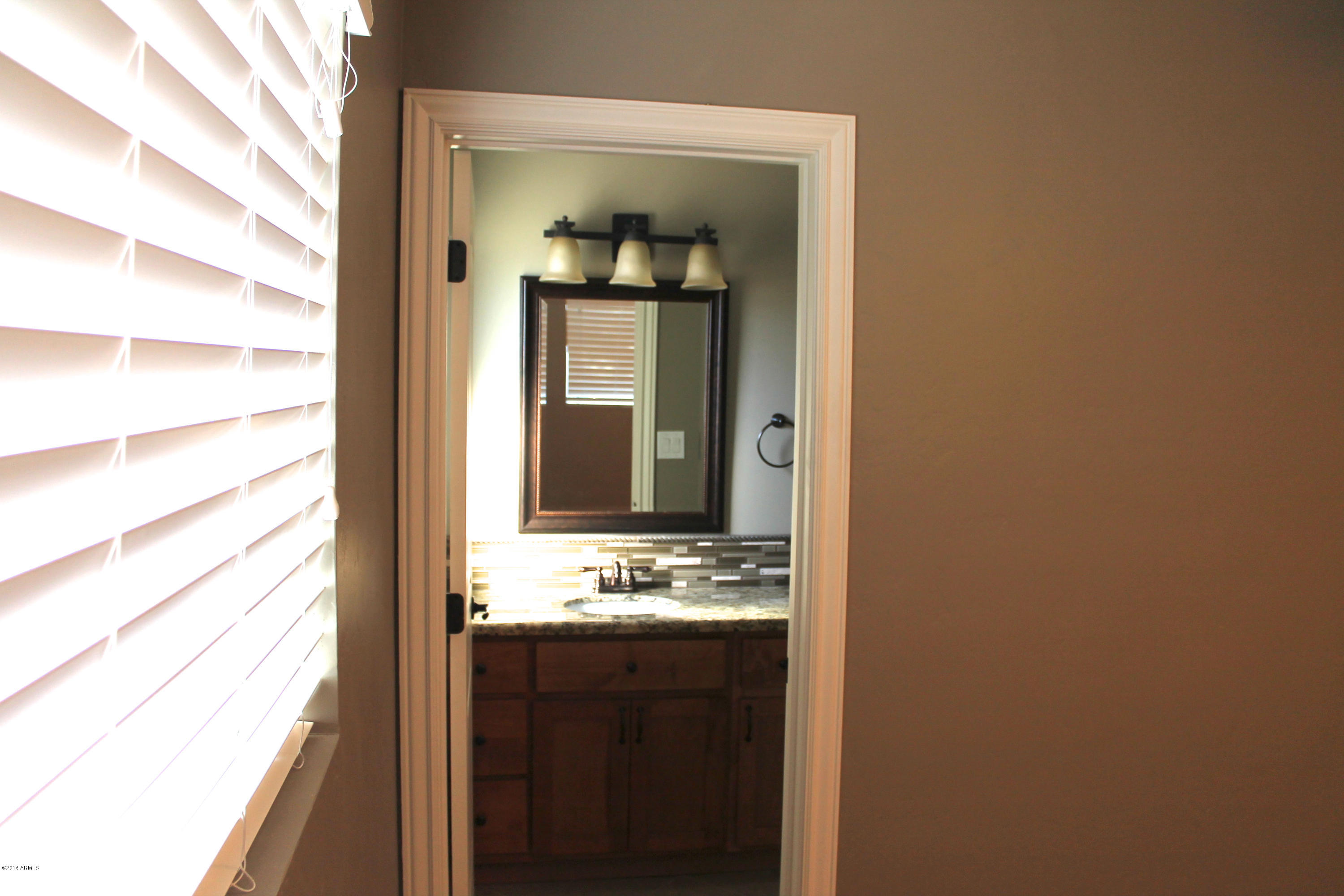 3701 East Coronado Road Phoenix, AZ 85008 - Photo 17 of 25 IMG_1087