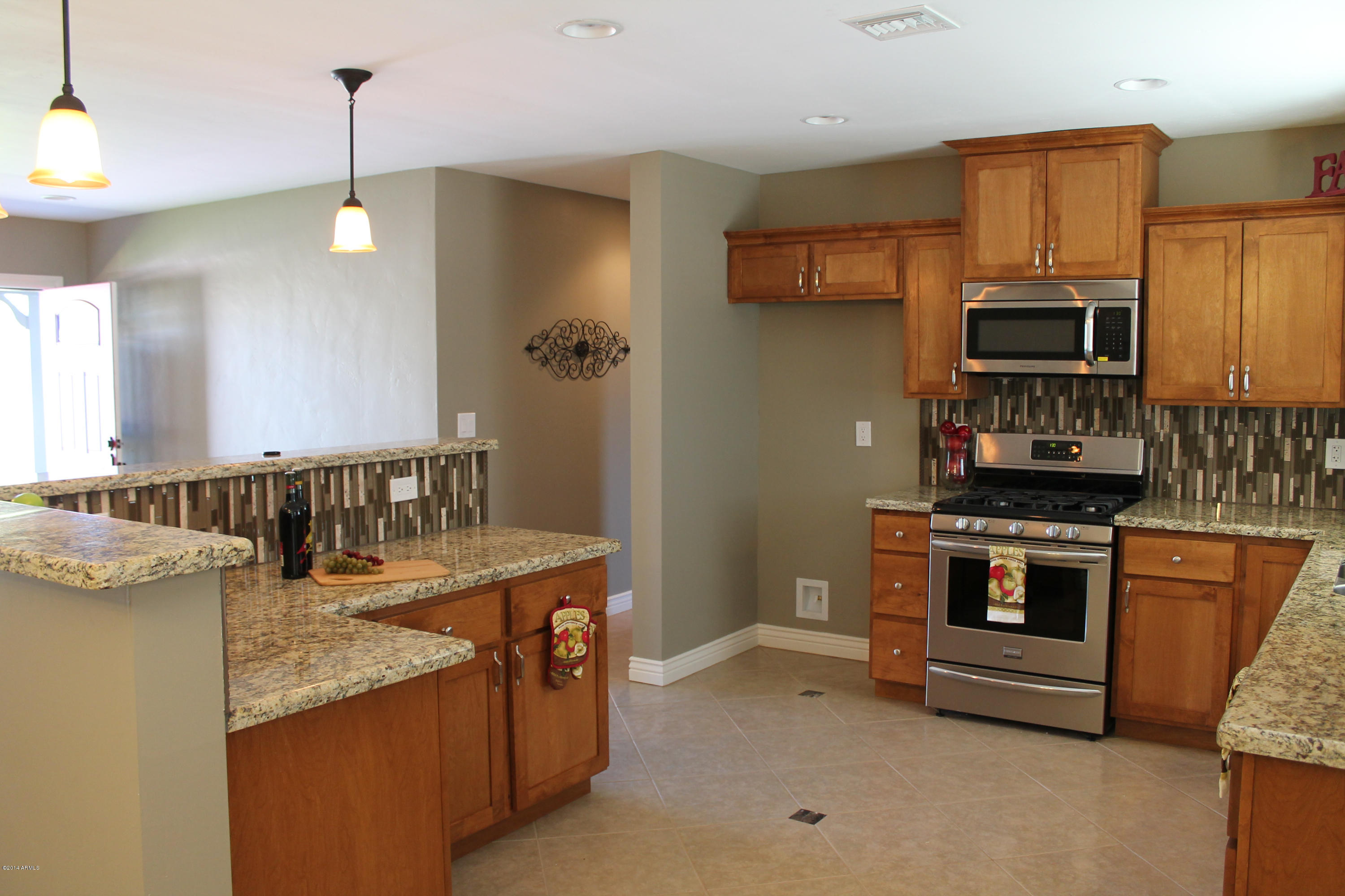 3701 East Coronado Road Phoenix, AZ 85008 - Photo 6 of 25 IMG_1212
