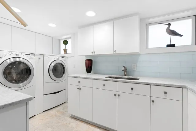 a view of outdoor space