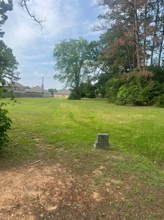 $124,900 | 12995 Point Aquarius Boulevard, Willis, TX 77318