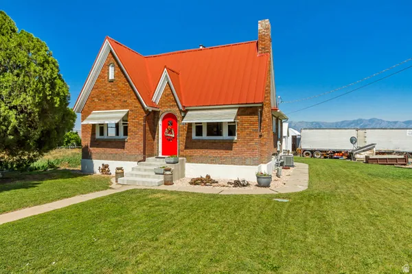$525,000 | 9074 North 11600th West, Tremonton, UT 84337