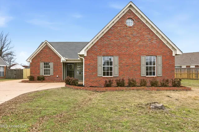 $239,900 | 5645 Kaitlyn Drive East, Walls, MS 38680