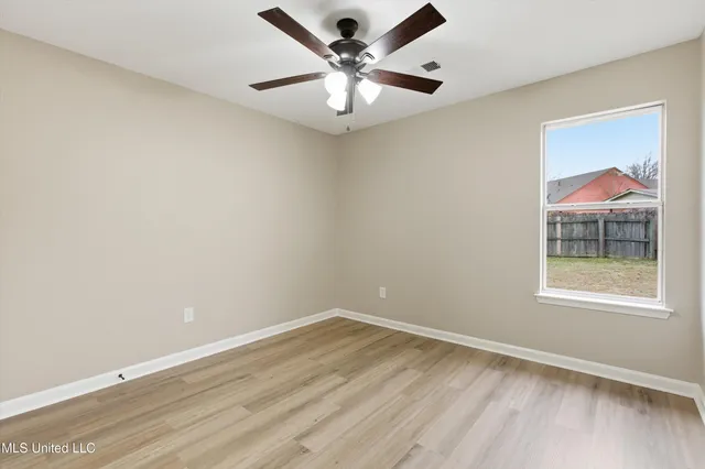 $239,900 | 5645 Kaitlyn Drive East, Walls, MS 38680