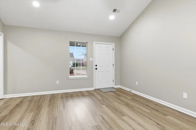 $239,900 | 5645 Kaitlyn Drive East, Walls, MS 38680