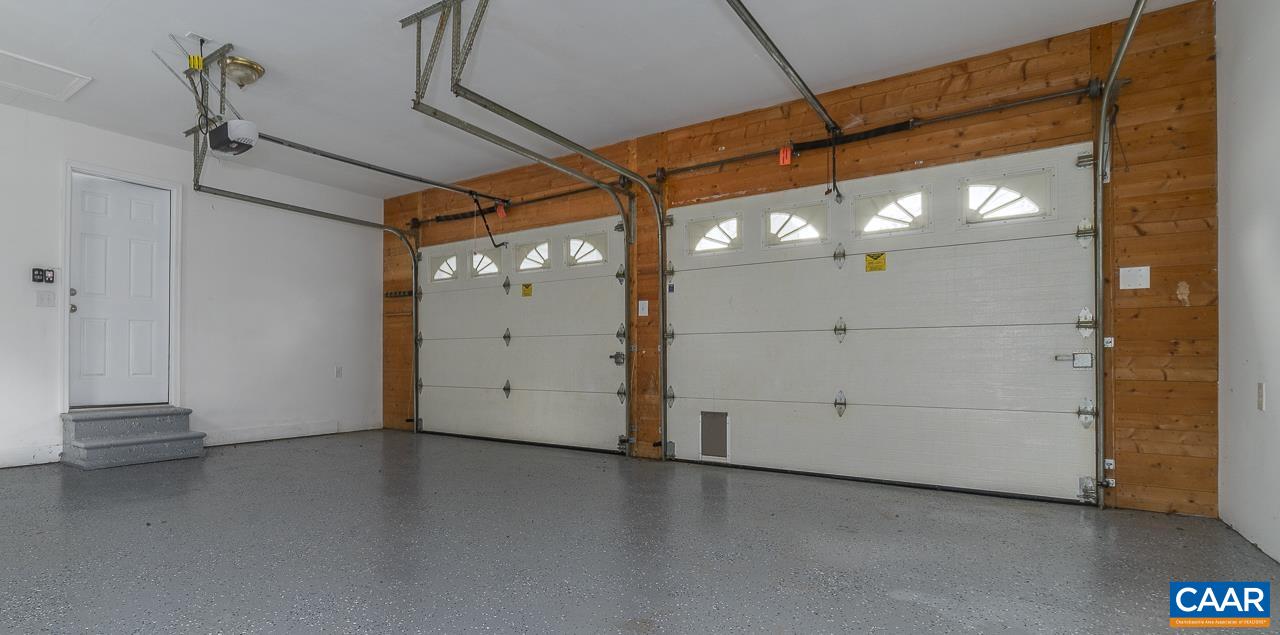 3660 Union Church Road Buckingham, VA 23921 - Photo 22 of 25 a view of a small space