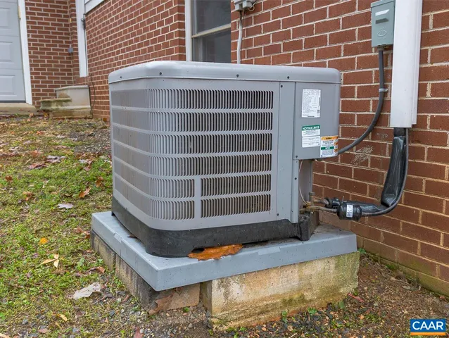 a view of house with outdoor space