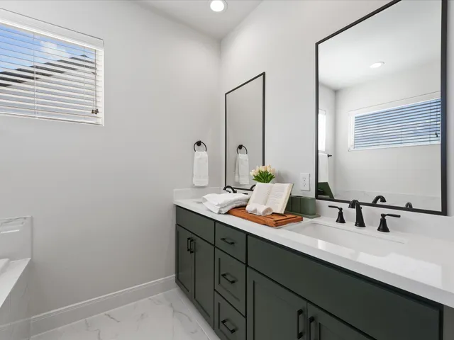 $399,990 | 4840 Pinemont Drive, Houston, TX 77092