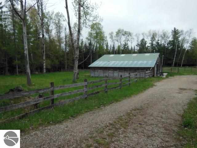 3992 Stover Road Bellaire, MI 49615 - Photo 28 of 45 1745276-27.JPG