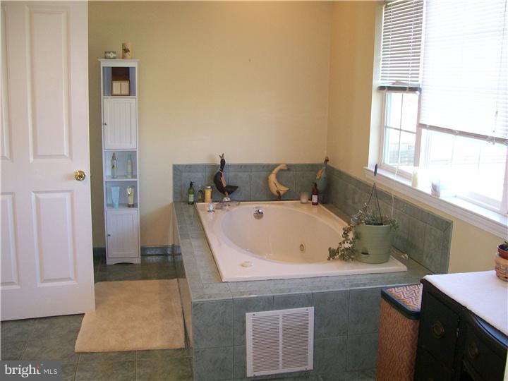 49 Folwell Station Road Jobstown, NJ 08041 - Photo 9 of 13