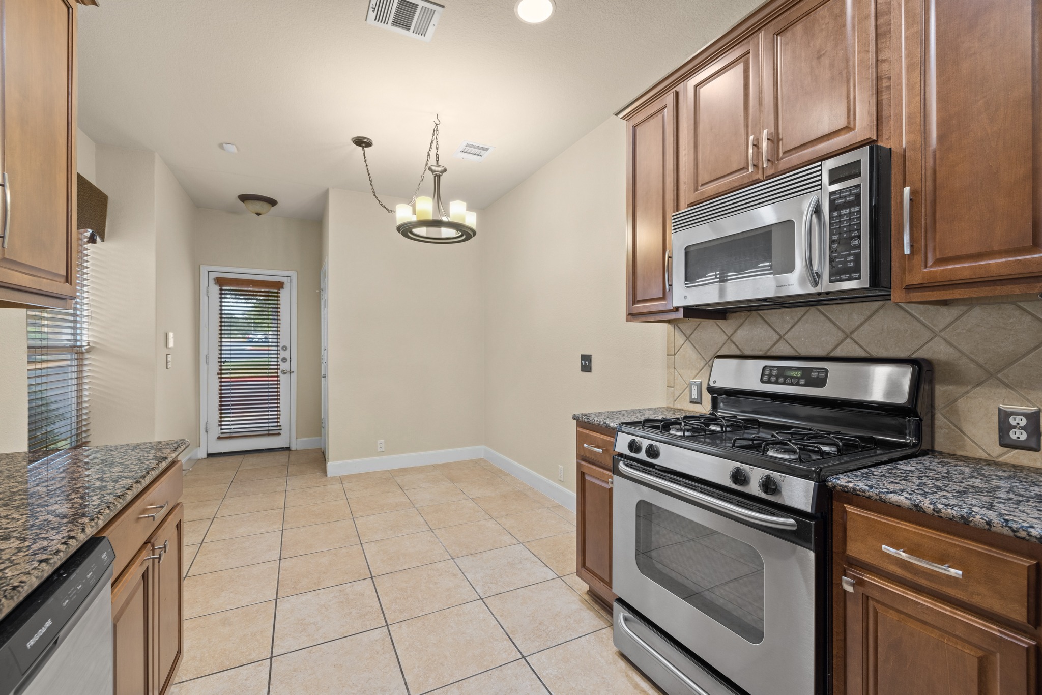 14812 Avery Ranch Boulevard, Unit 30 Austin, TX 78717 - Photo 10 of 26