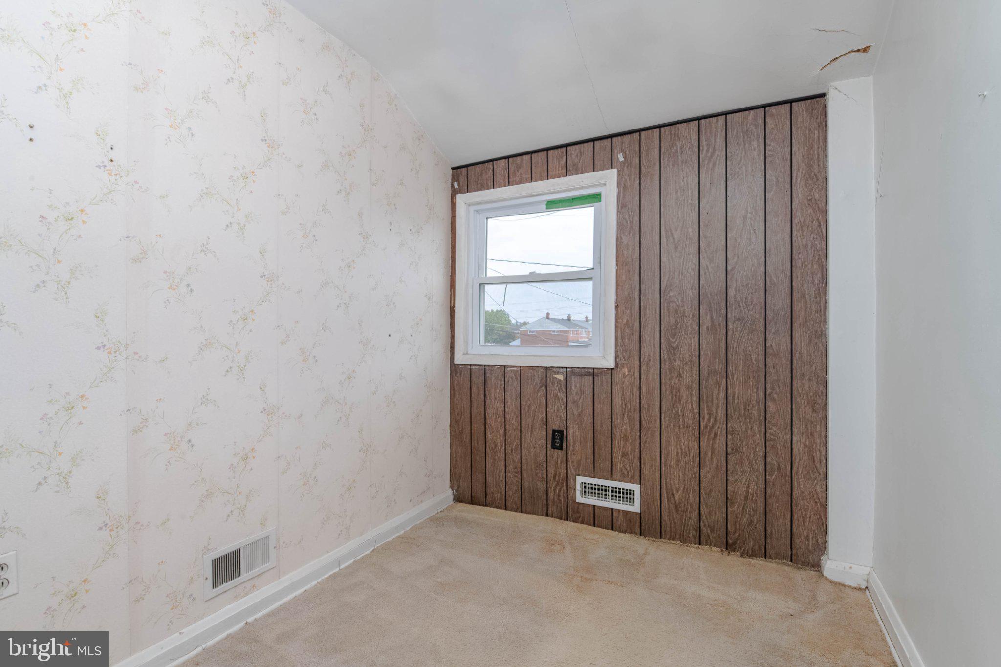 2001 Ormand Road Baltimore, MD 21222 - Photo 22 of 37 Bedroom 3