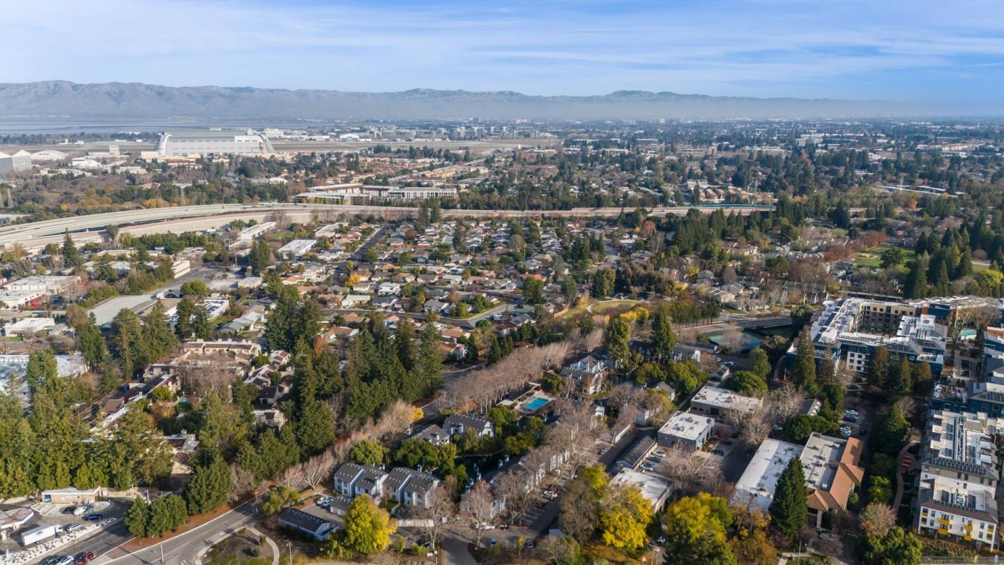 905 West Middlefield Road, Unit 923 Mountain View, CA 94043 - Photo 38 of 38