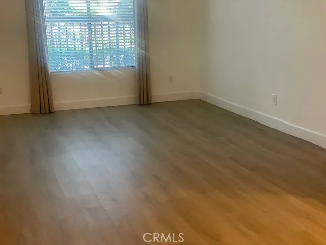 a view of a window in a room