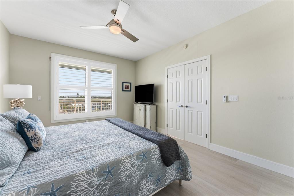2 15th Avenue, Unit 401 Indian Rocks Beach, FL 33785 - Photo 25 of 41
