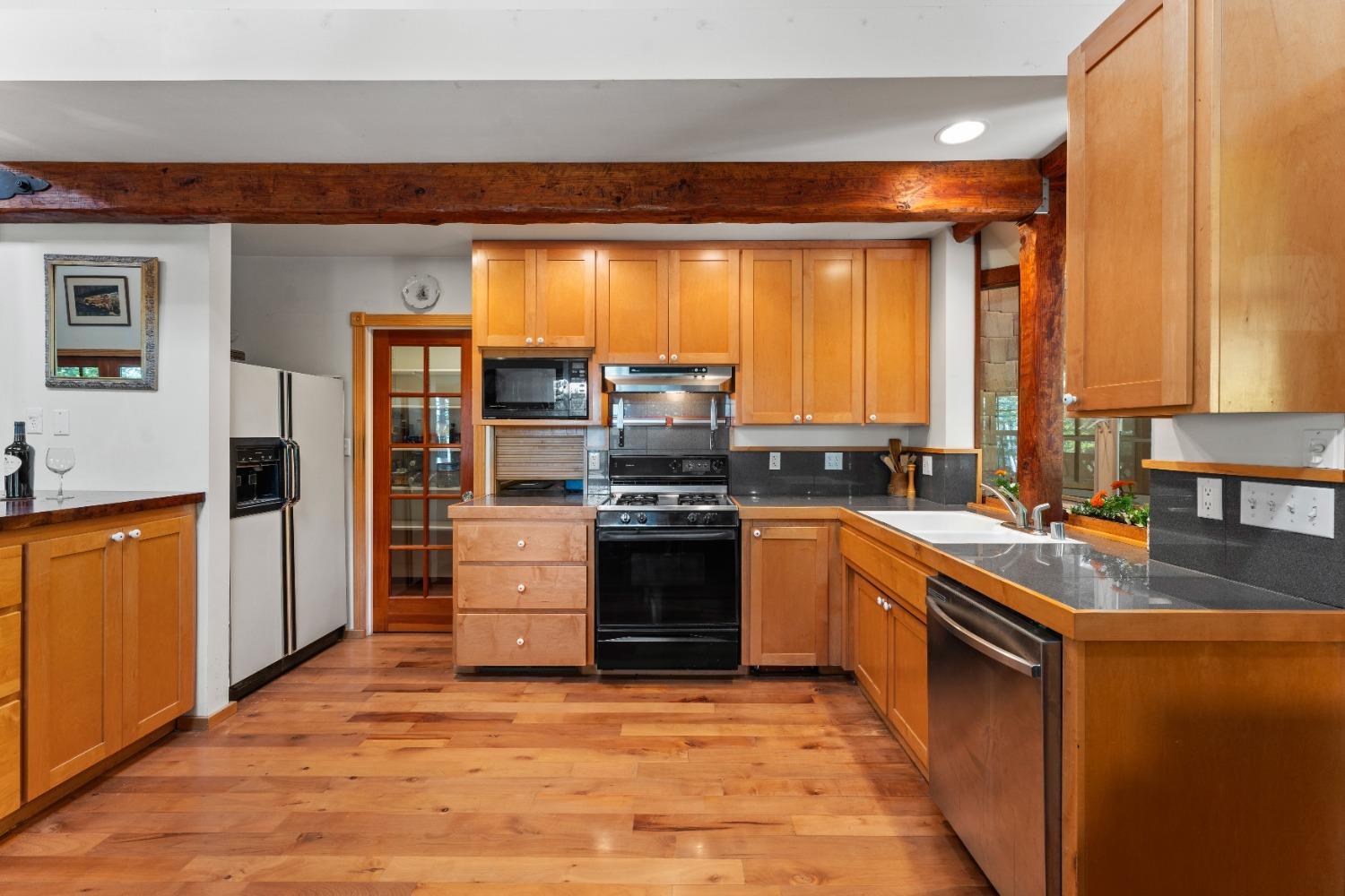 2985 Boole Road Applegate, CA 95703 - Photo 9 of 29