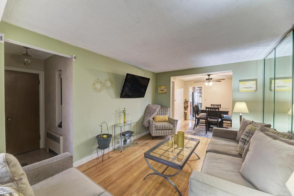 2225 South 23rd Avenue Broadview, IL 60155 - Photo 4 of 24