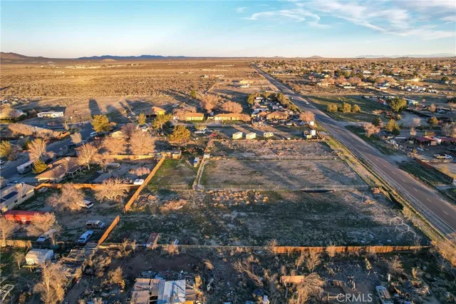 $370,000 | 15842 Greenrock Avenue, Lancaster, CA 93535