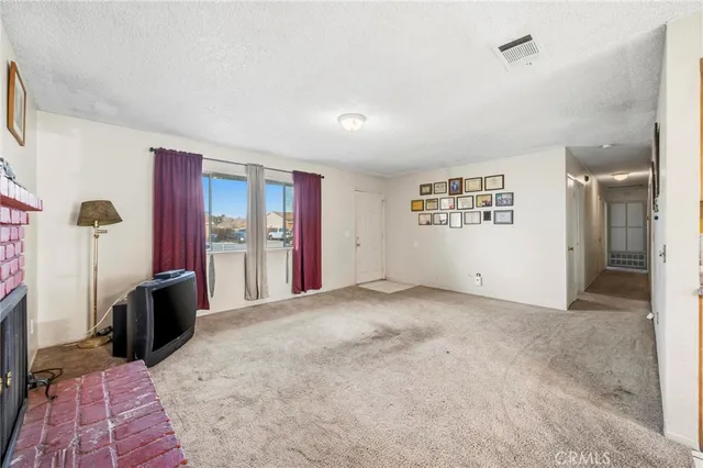 $370,000 | 15842 Greenrock Avenue, Lancaster, CA 93535