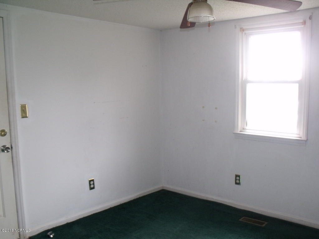 5909 Holdens Cross Road Wilson, NC 27893 - Photo 6 of 12 45 BEDROOM