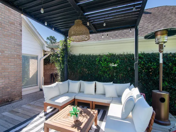 $4,800 | 25 Cokeberry Street, The Woodlands, TX 77380