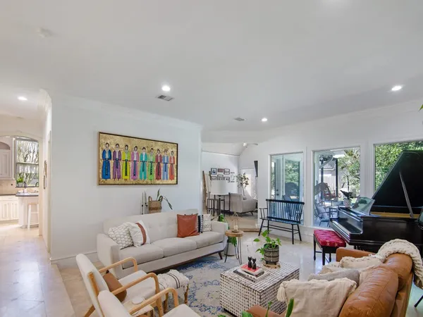 $4,800 | 25 Cokeberry Street, The Woodlands, TX 77380