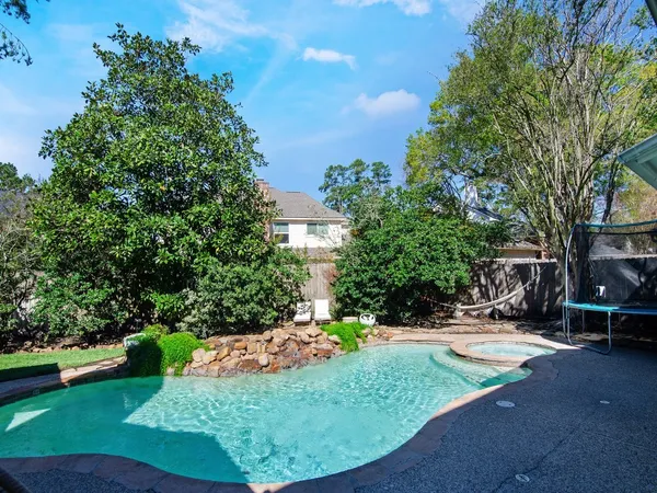 $4,800 | 25 Cokeberry Street, The Woodlands, TX 77380