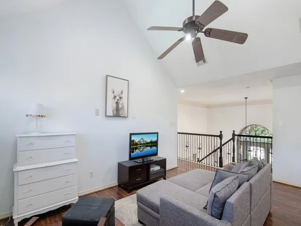 $4,800 | 25 Cokeberry Street, The Woodlands, TX 77380