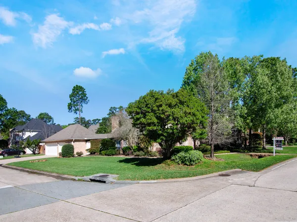 $4,800 | 25 Cokeberry Street, The Woodlands, TX 77380