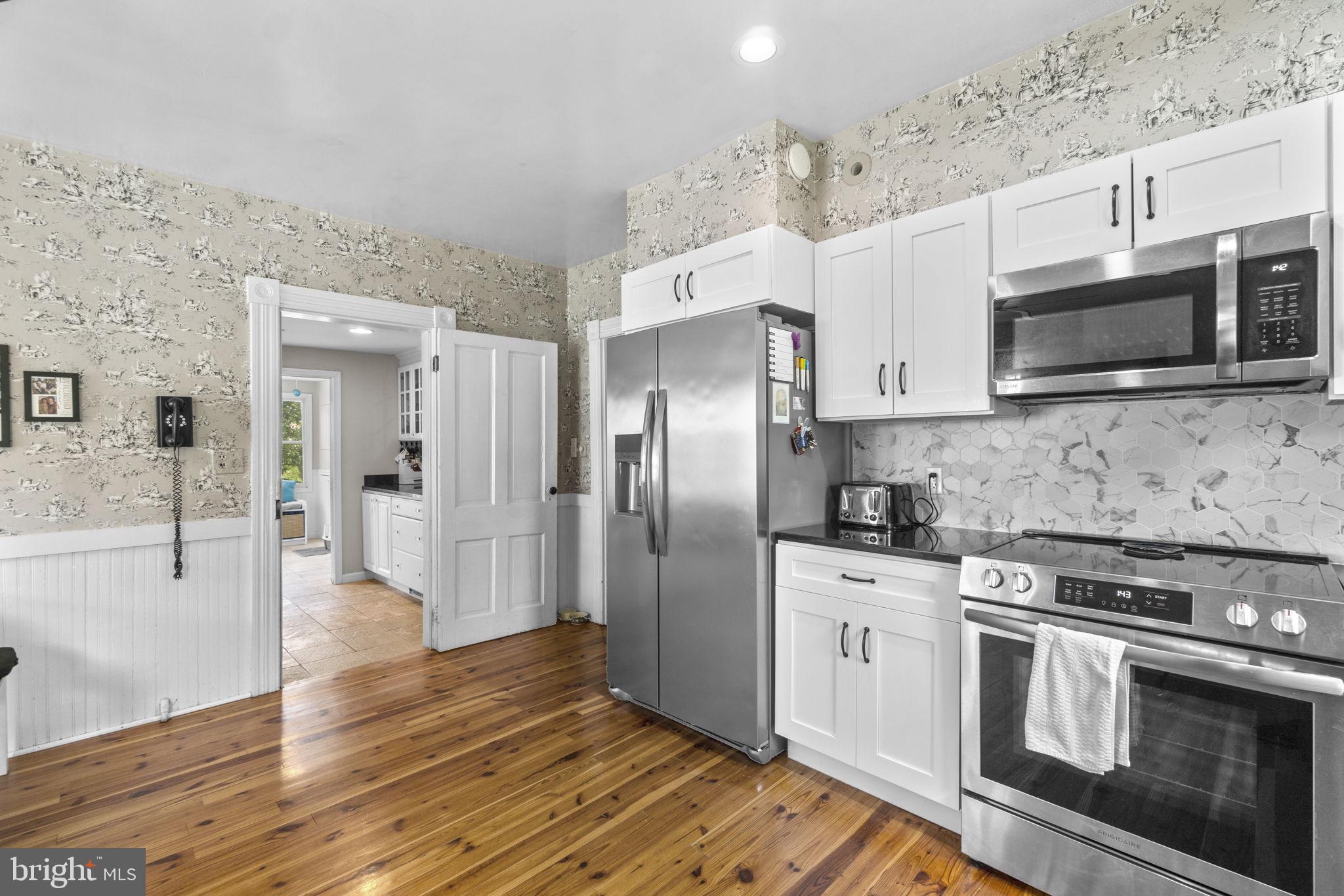 14106 Howard Road Dayton, MD 21036 - Photo 9 of 56 Gallery Image 9