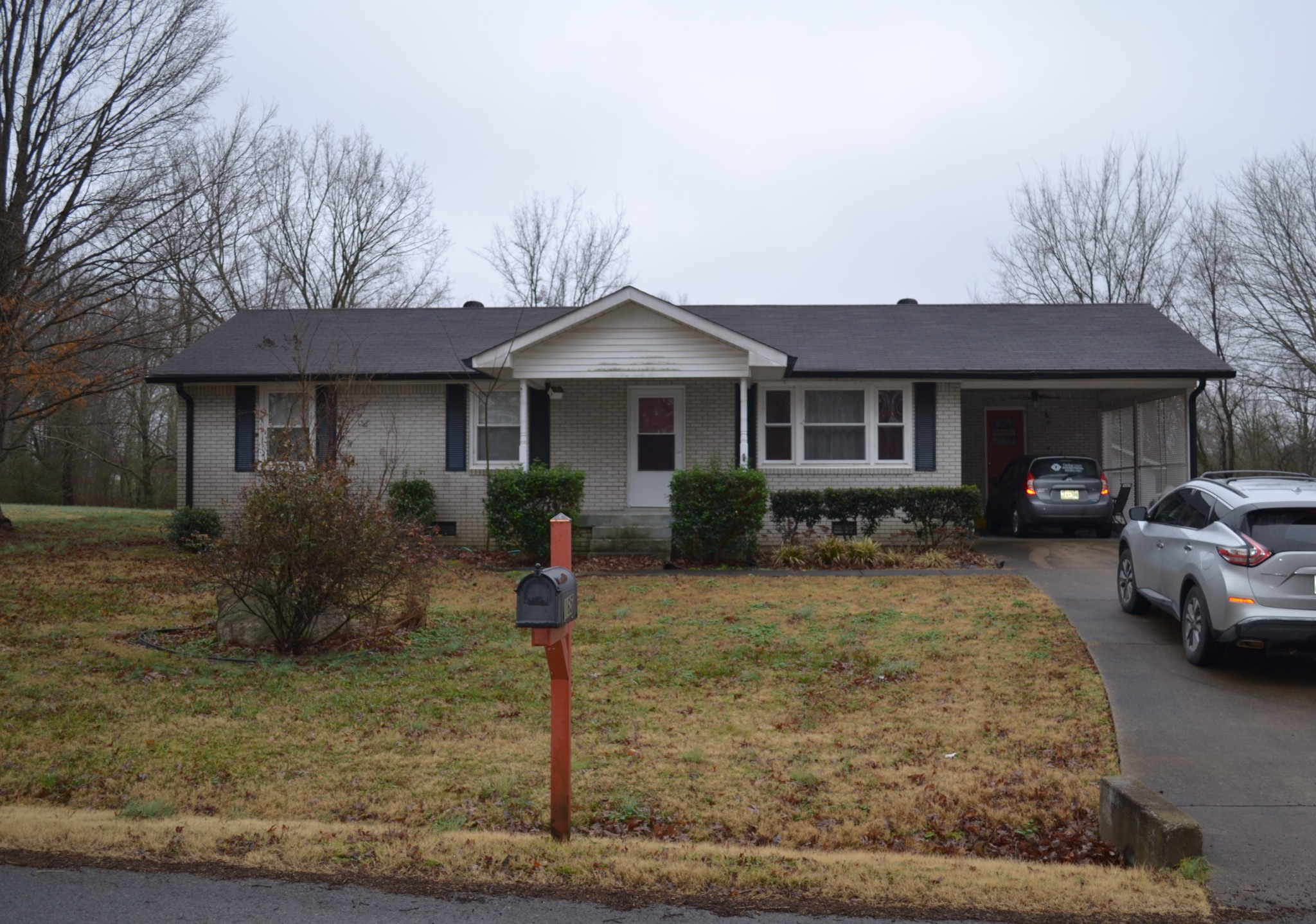 165 Lakeview Court Tennessee Ridge, TN 37178 - Photo 1 of 13 Gallery Image 1