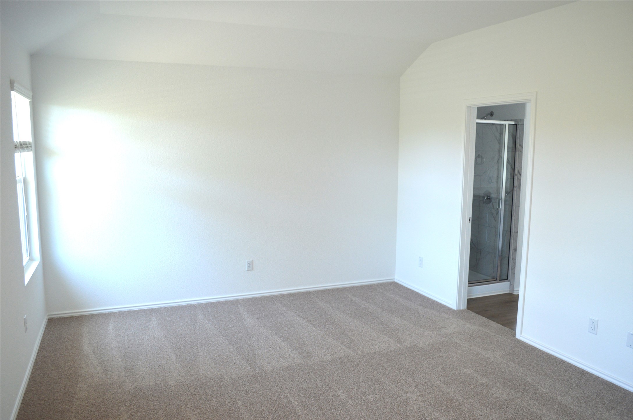 1524 Marley Kyle, TX 78640 - Photo 7 of 22 Master bedroom another view