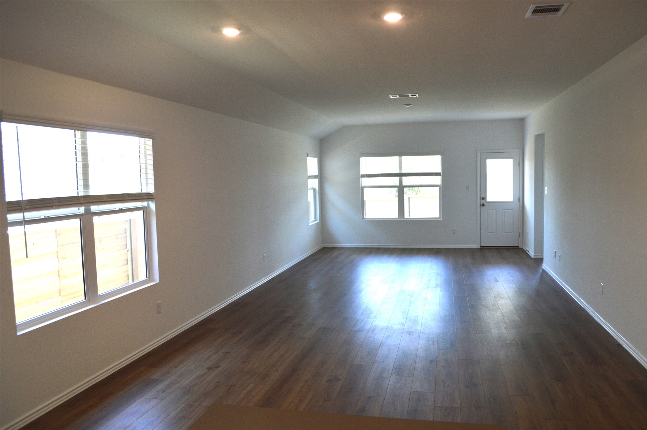 1524 Marley Kyle, TX 78640 - Photo 8 of 22 Living area