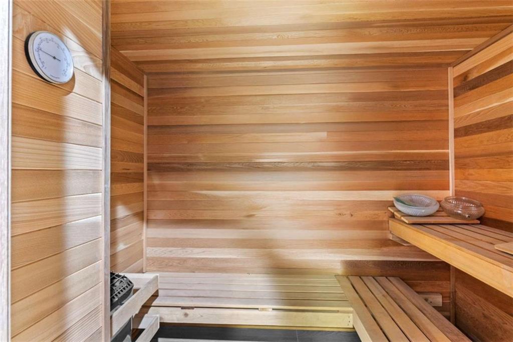 1670 Riverside Road Roswell, GA 30076 - Photo 74 of 88