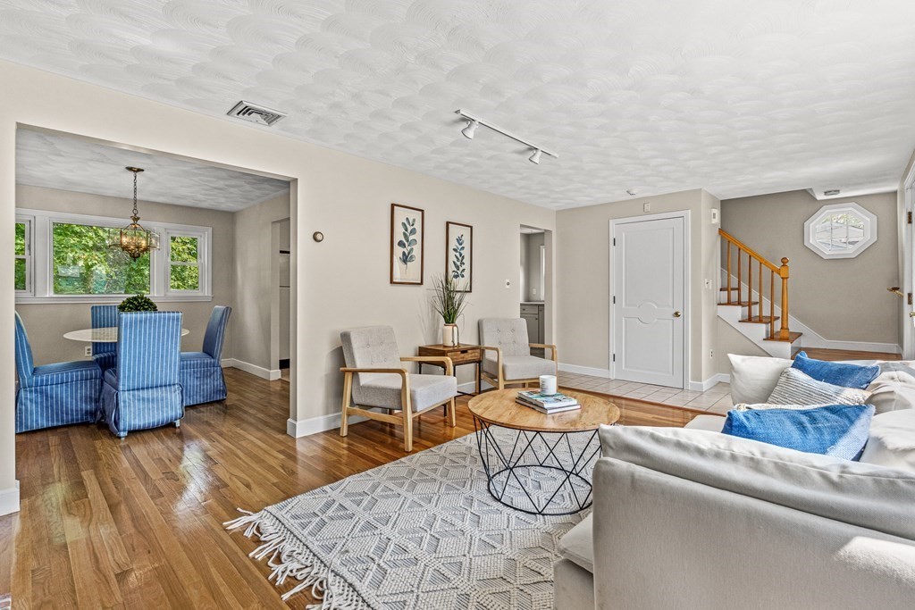 111 Circuit Road Medford, MA 02155 - Photo 9 of 41 Gallery Image 9