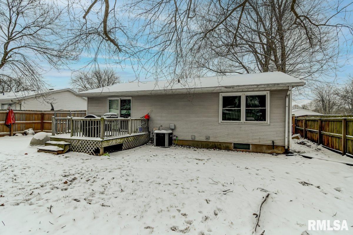 2905 East Griffiths Avenue Springfield, IL 62702 - Photo 20 of 22