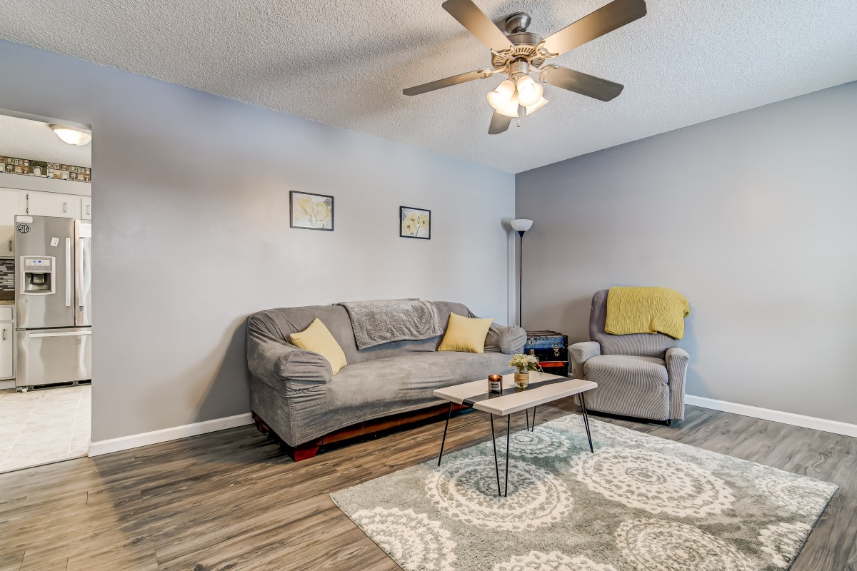 2905 East Griffiths Avenue Springfield, IL 62702 - Photo 5 of 22