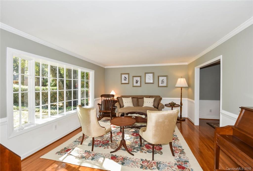 5720 Sharon Road Charlotte, NC 28210 - Photo 3 of 24 Gallery Image 3