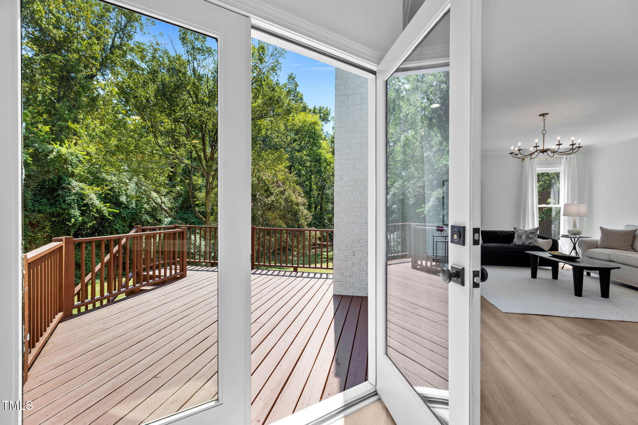 833 Babock Court Raleigh, NC 27609 - Photo 22 of 29 21-web-or-mls-2N6A9595